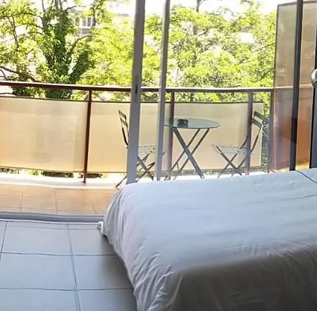Apartman Le Voltaire