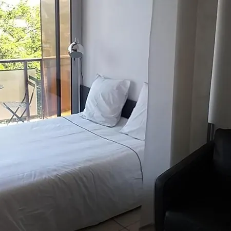Le Voltaire Apartman Valence