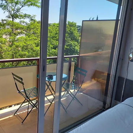 Le Voltaire Apartman Valence